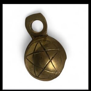 👑 Vintage Brass Pentagram Bell #6812
